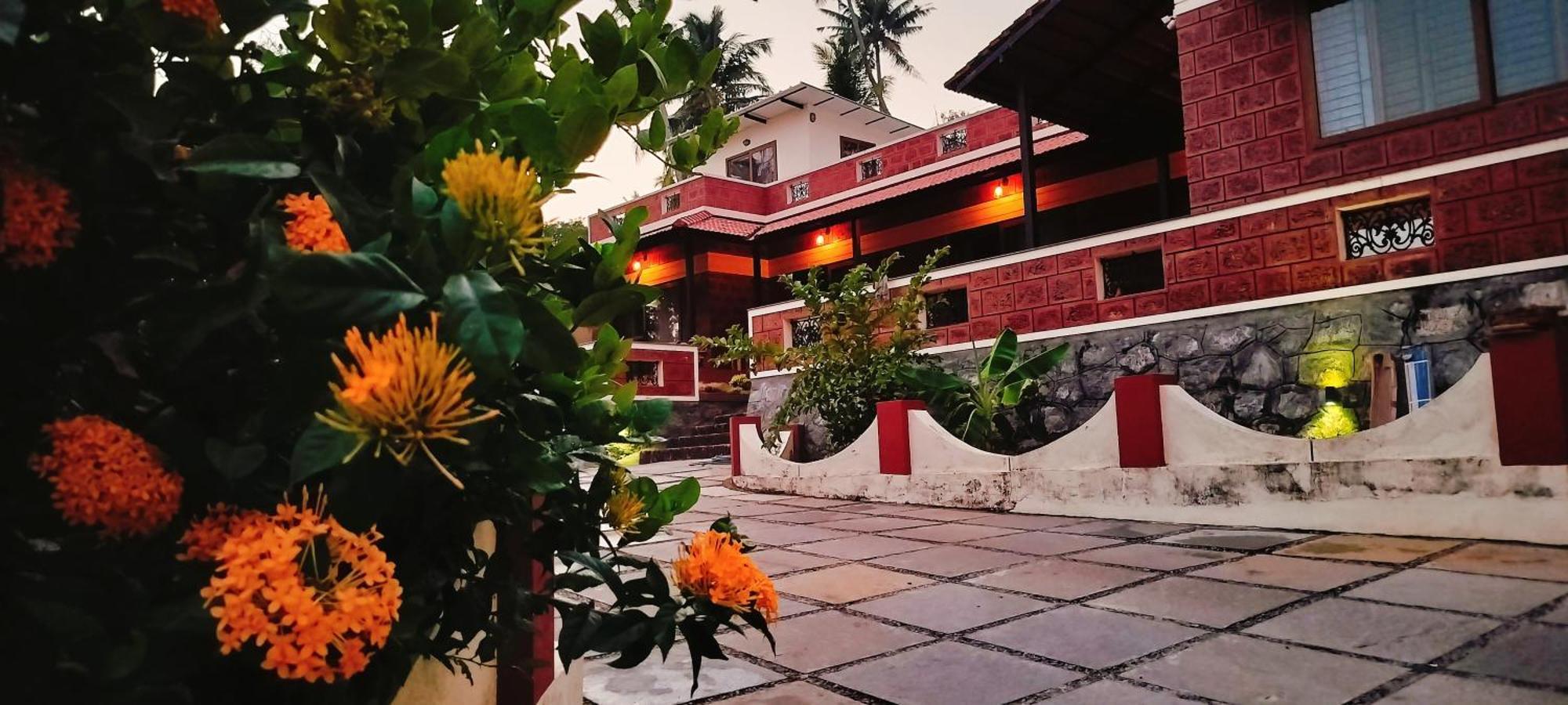 The Ixora - A Boutique Homestay Varkala Ngoại thất bức ảnh