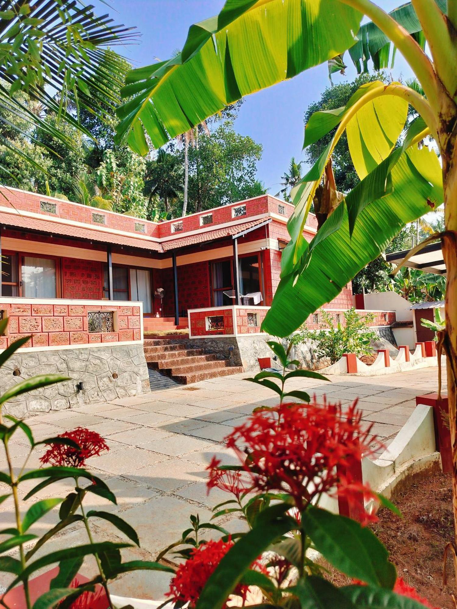 The Ixora - A Boutique Homestay Varkala Ngoại thất bức ảnh