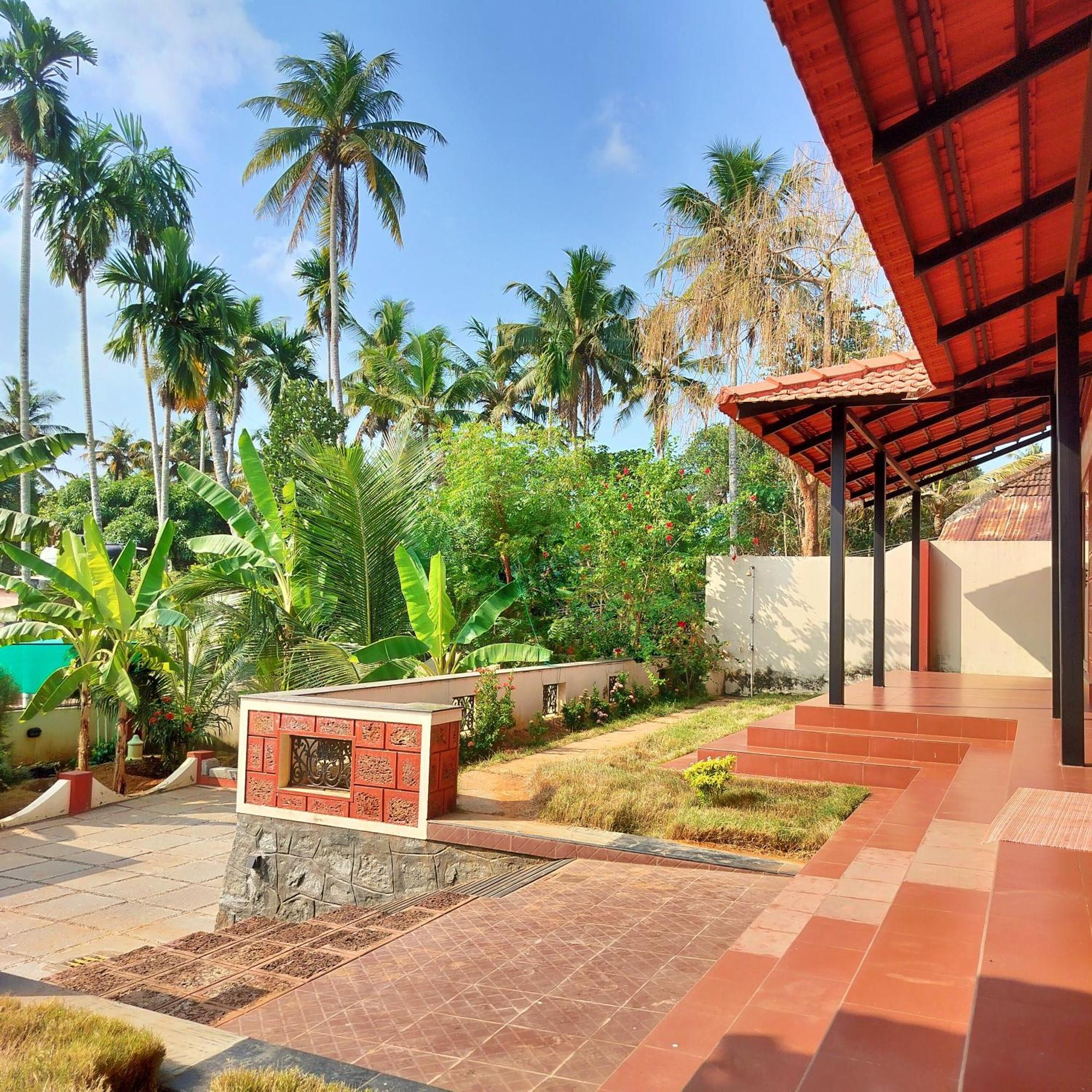 The Ixora - A Boutique Homestay Varkala Ngoại thất bức ảnh
